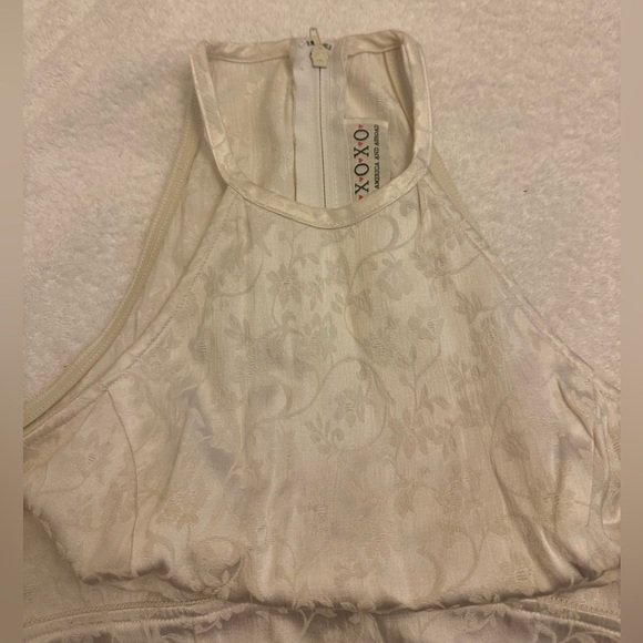 XOXO Sleeveless Top S - Picture 2 of 5